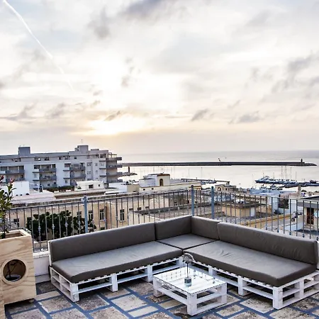 Ghala Bed & Breakfast 3*